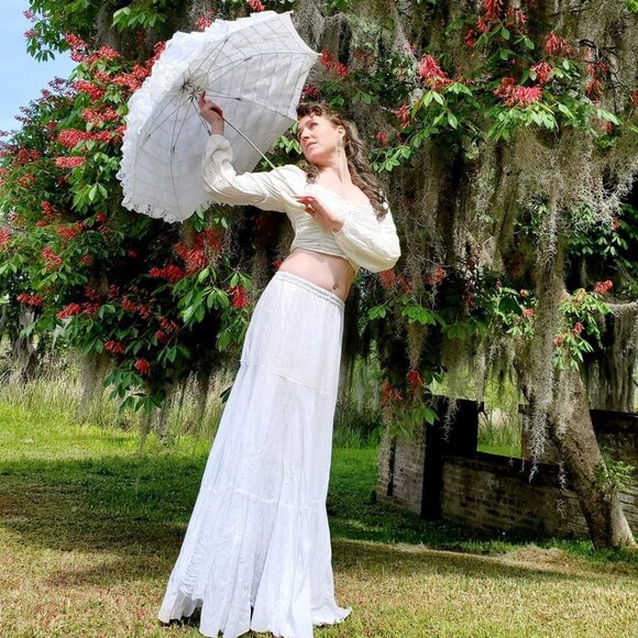 Meet your Posher, Aurora - Picture 11 of 13